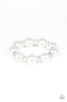 Paparazzi Extra Elegant - White