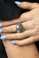 Paparazzi Prismatically Motley - Silver Ring